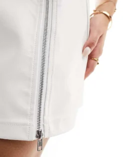 Missyempire Buckle And Zip Detail Mini Skirt In White For Women -Missyempire Sales Store 206049459 4